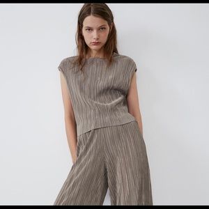 Zara Pleated Top in Black